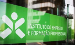 Procura ativa de emprego